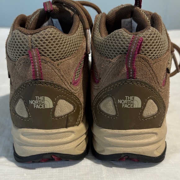 Kids The North Face Brown and Pink Boots - Picture 3 of 9